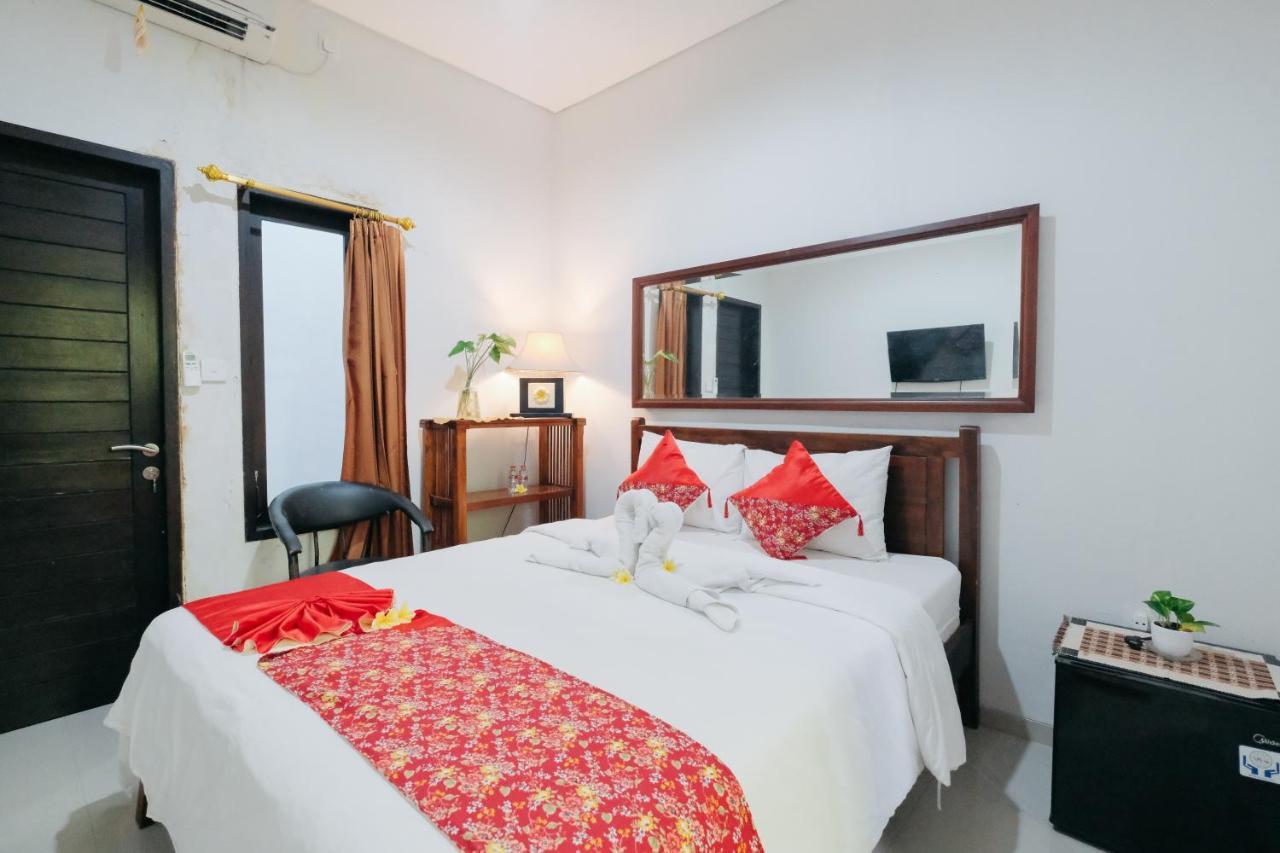 D'Tamblingan Guest House At Taman Griya Jimbaran Redpartner - Minimum Stay 30 Nights Extérieur photo
